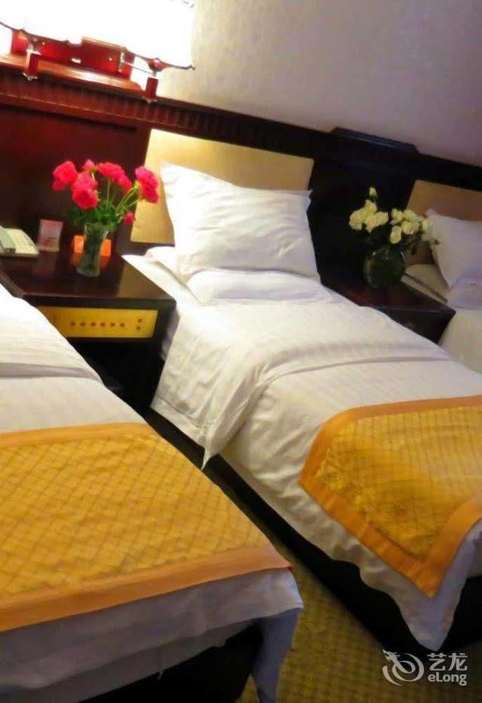 Landmark Hotel คุนหมิง ภายนอก รูปภาพ