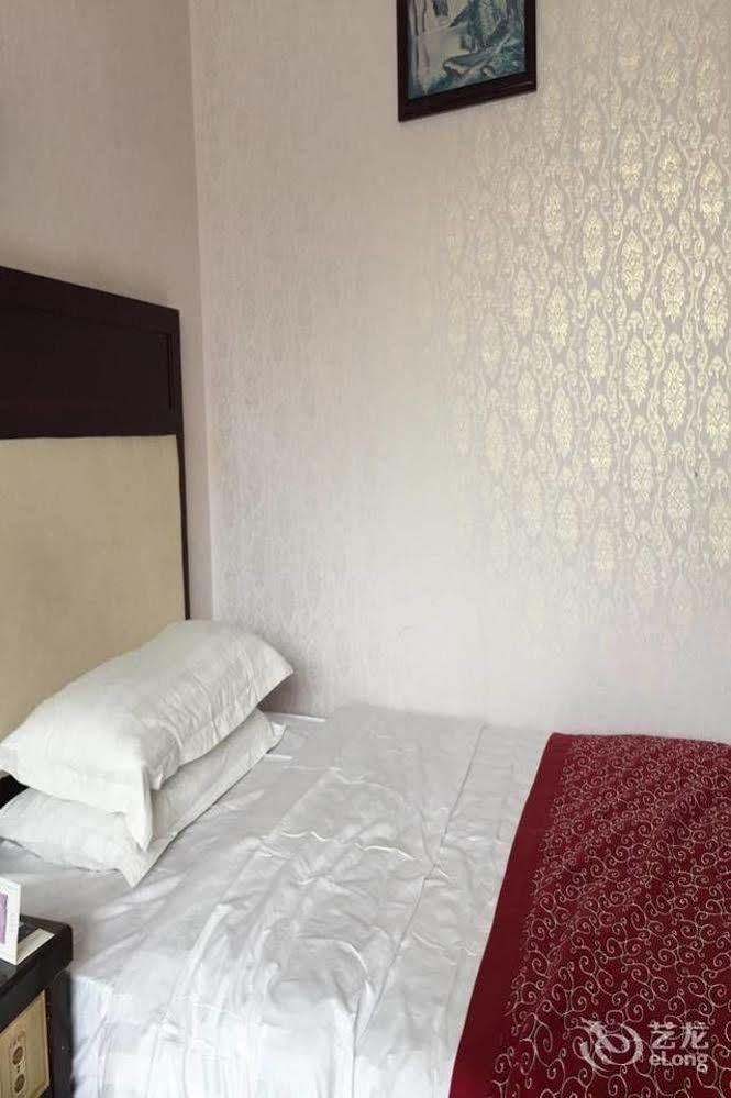 Landmark Hotel คุนหมิง ภายนอก รูปภาพ